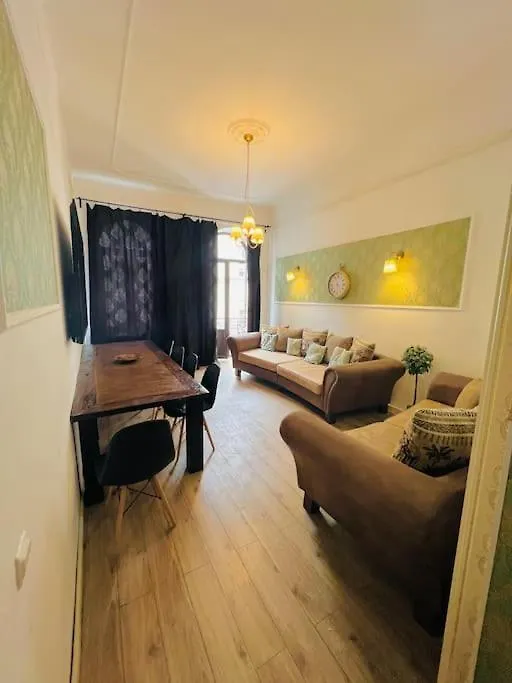 Royal Group Apartment Old City Bukarest