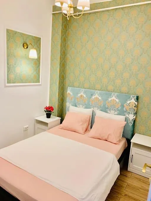 Royal Group Apartment Old City Bukarest