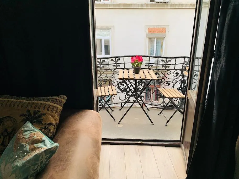 Royal Group Apartment Old City Bukarest